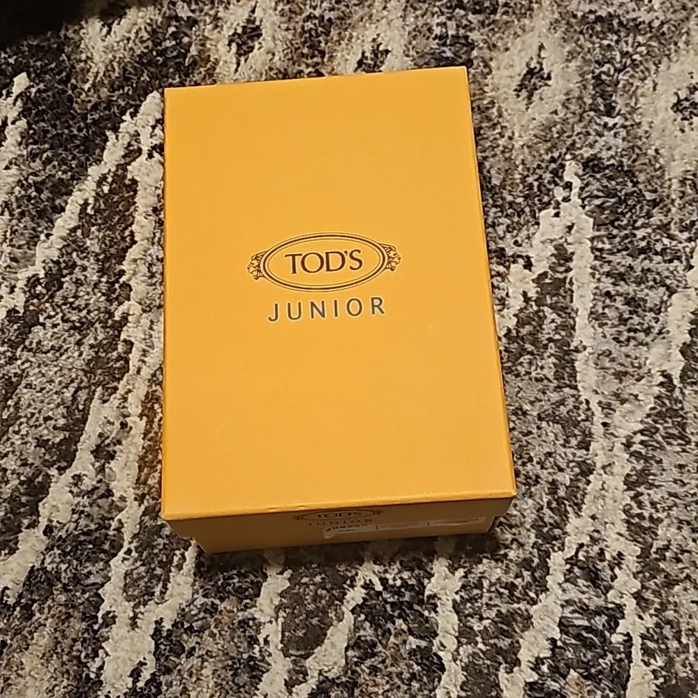 TOD'S kids loafer